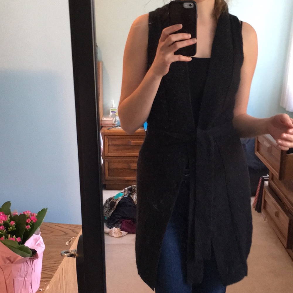 Black long black express sweater